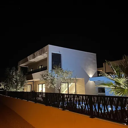 Naomi 别墅 沃迪切